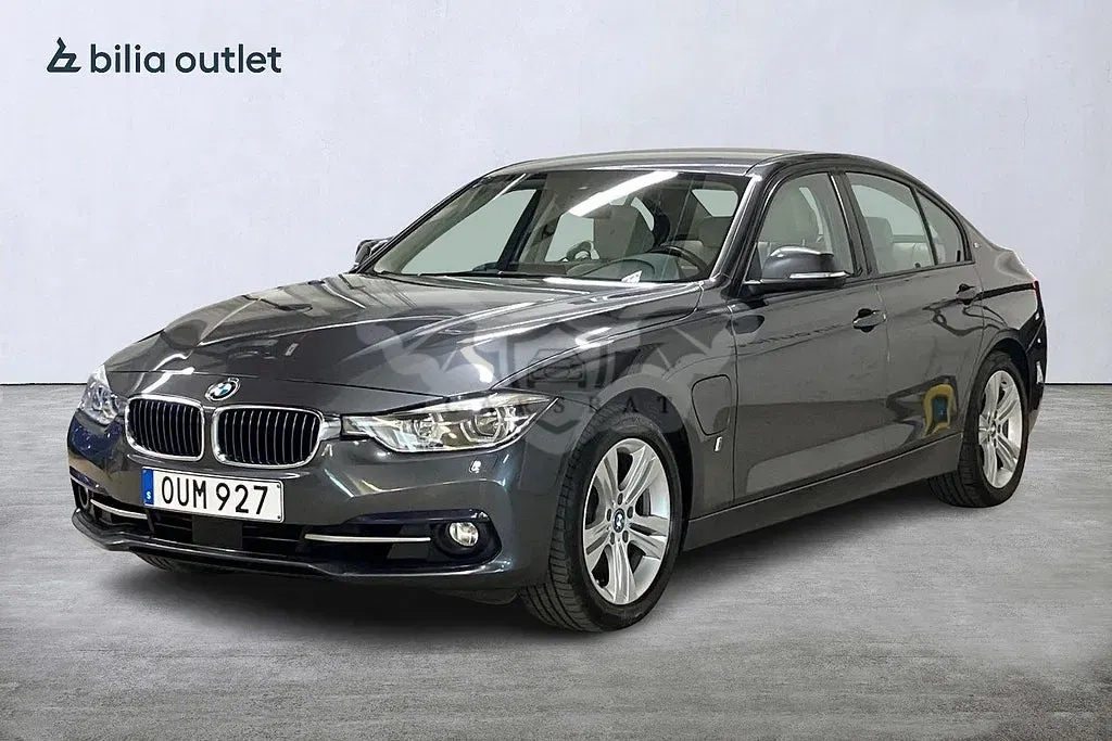 BMW 3 Series 330e 2017