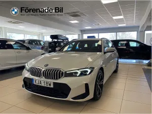 BMW 3 Series 330e 2023