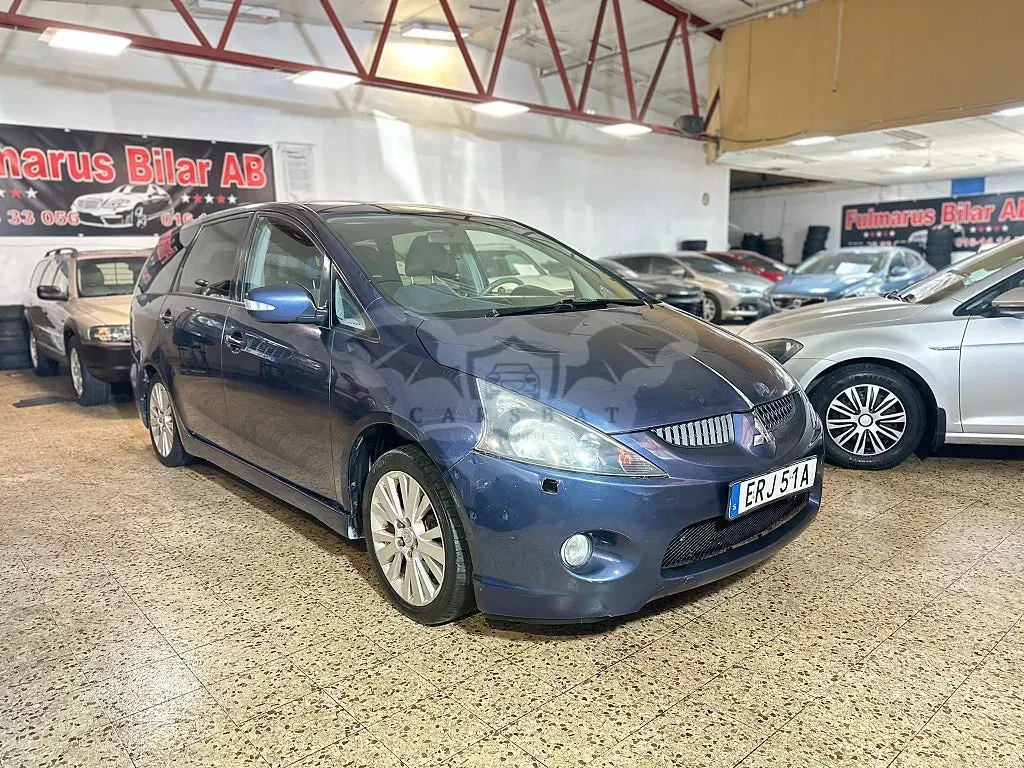 Mitsubishi Grandis 2004