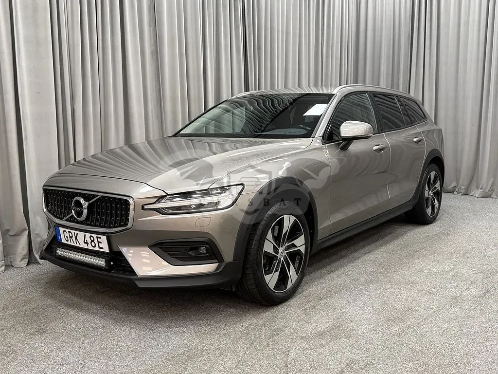 Volvo V60 2021