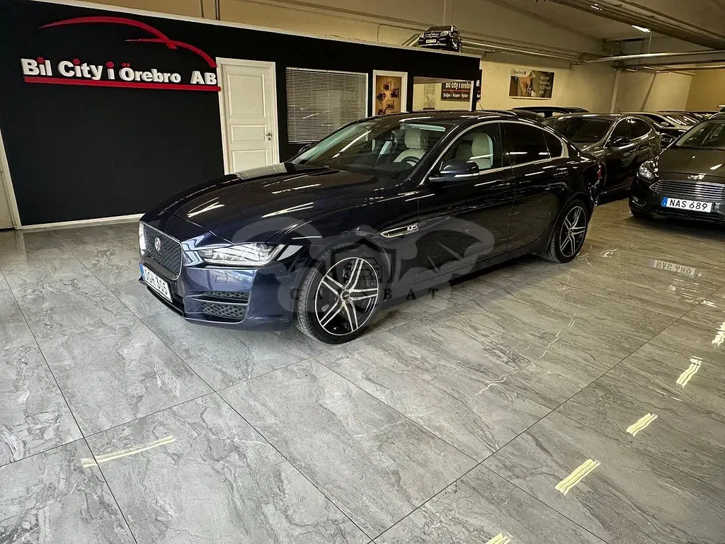Jaguar XE 2017