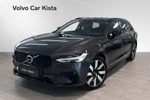 Volvo V90 2025