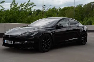 Tesla Model S 2023