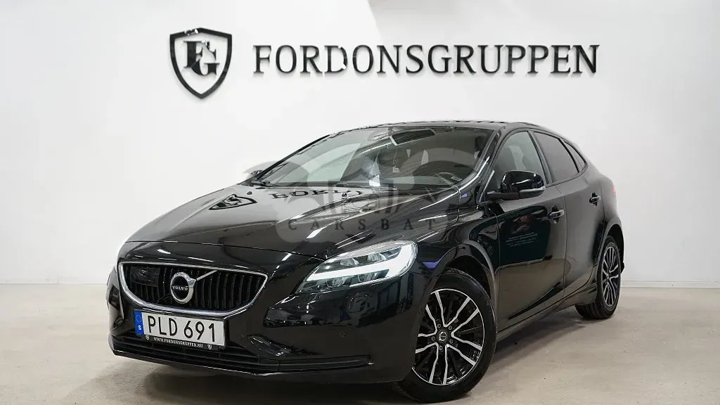 Volvo V40 2018