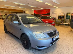 Toyota Corolla 2004