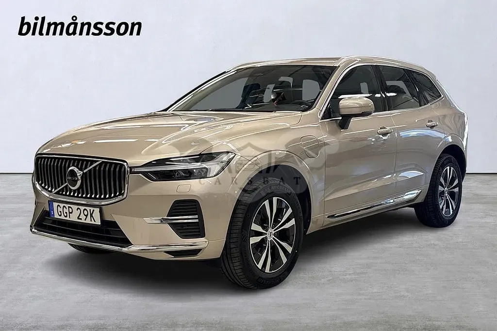 Volvo XC60 2025
