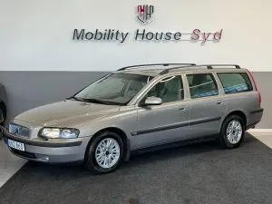 Volvo V70 2004