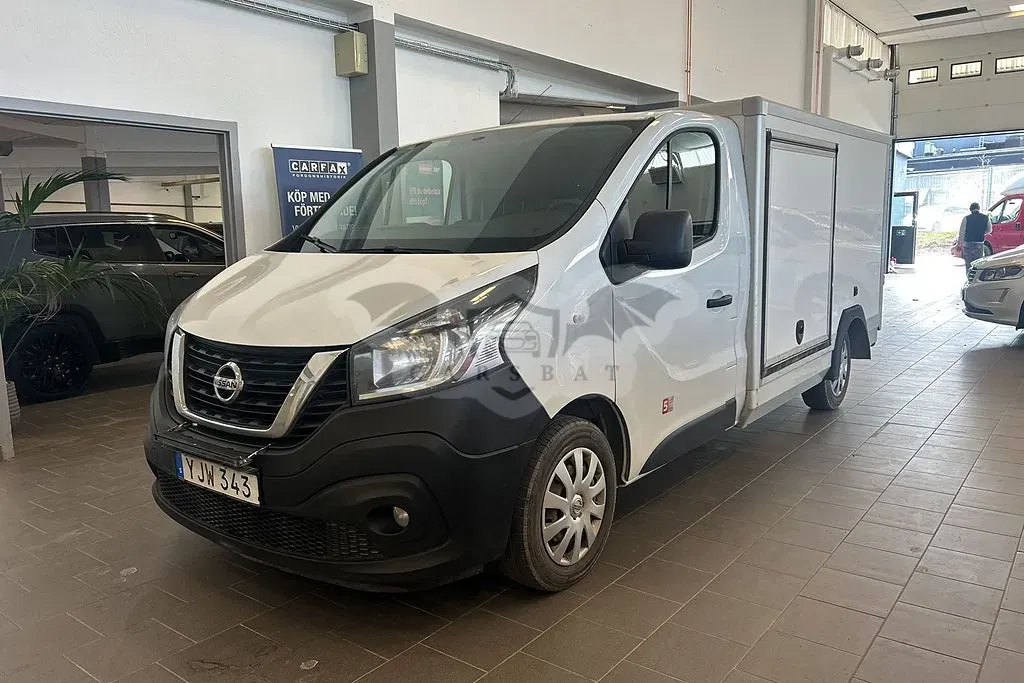 Nissan NV300 2017
