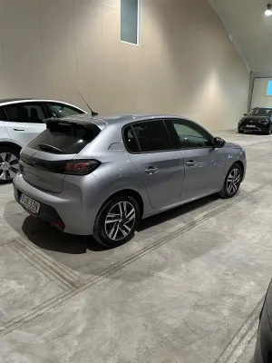 Peugeot 208 2023