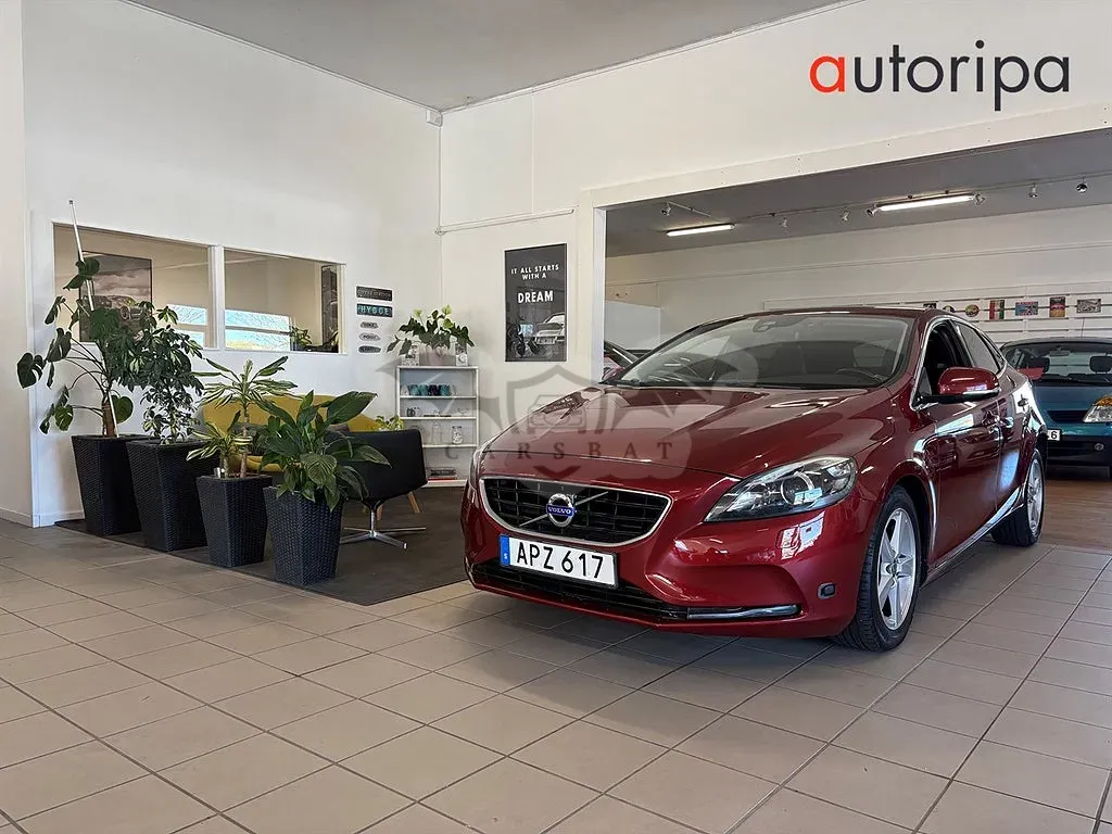 Volvo V40 2015