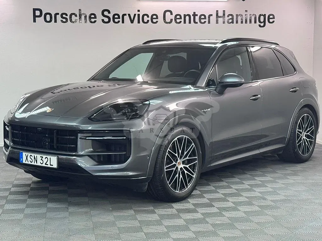 Porsche Cayenne 2025