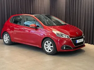 Peugeot 208 2015