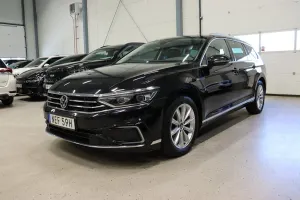 Volkswagen Passat 2023