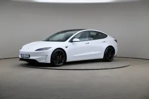 Tesla Model 3 2024
