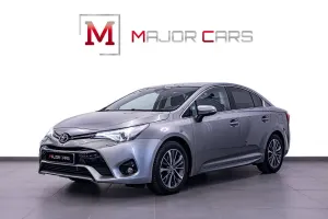 Toyota Avensis 2015
