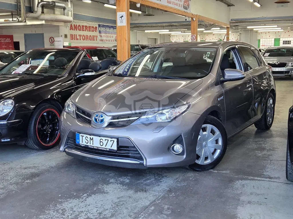 Toyota Auris 2013
