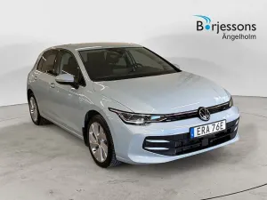 Volkswagen Golf 2025