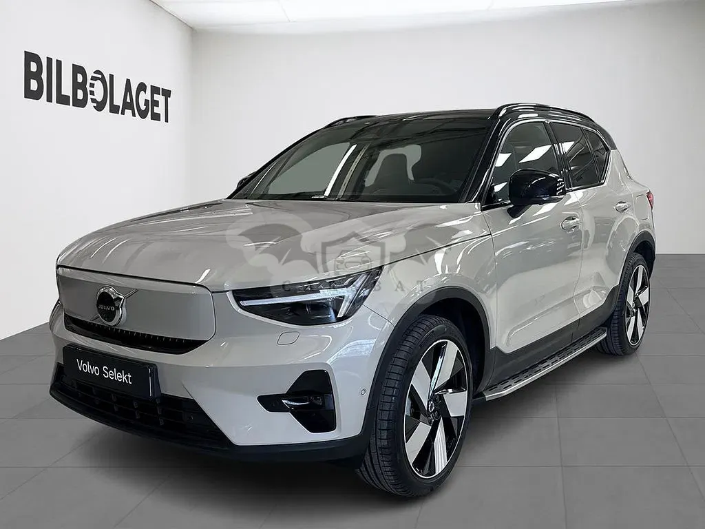 Volvo EX40 2025