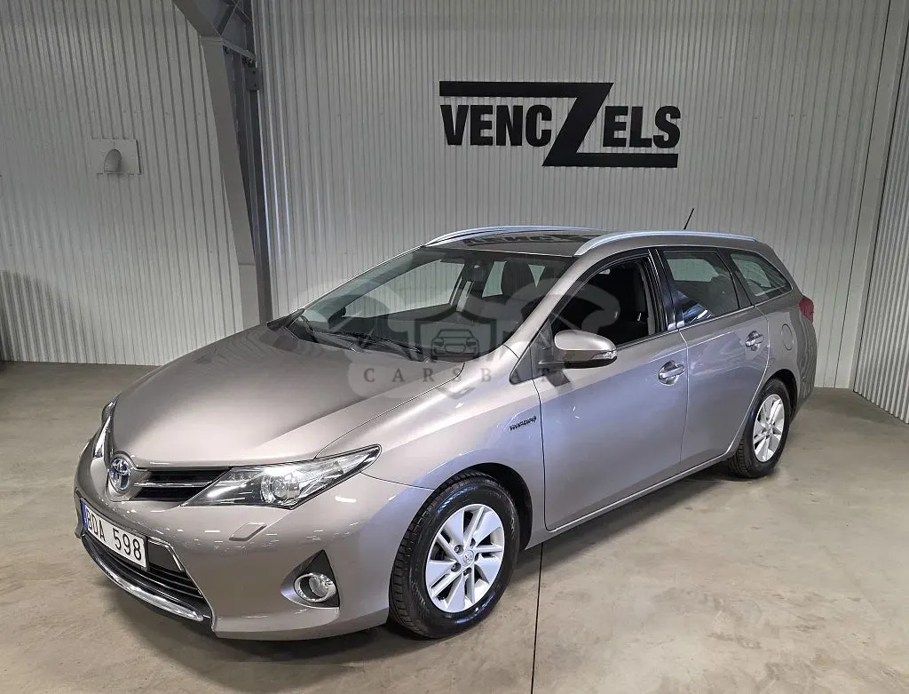 Toyota Auris 2013