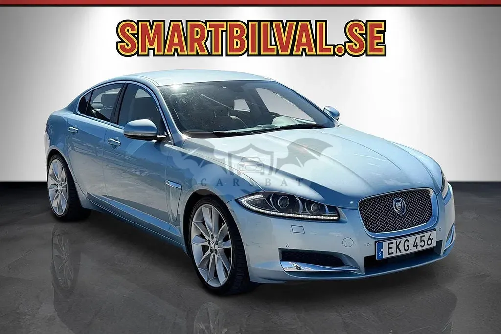 Jaguar XF 2012