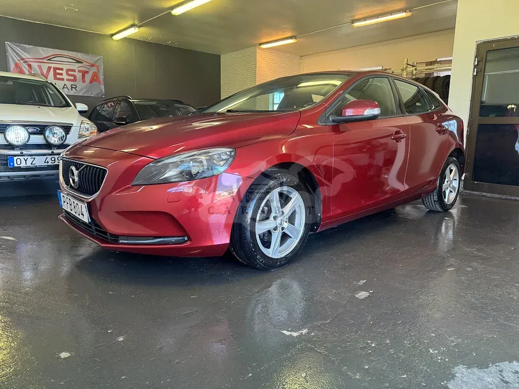 Volvo V40 2017