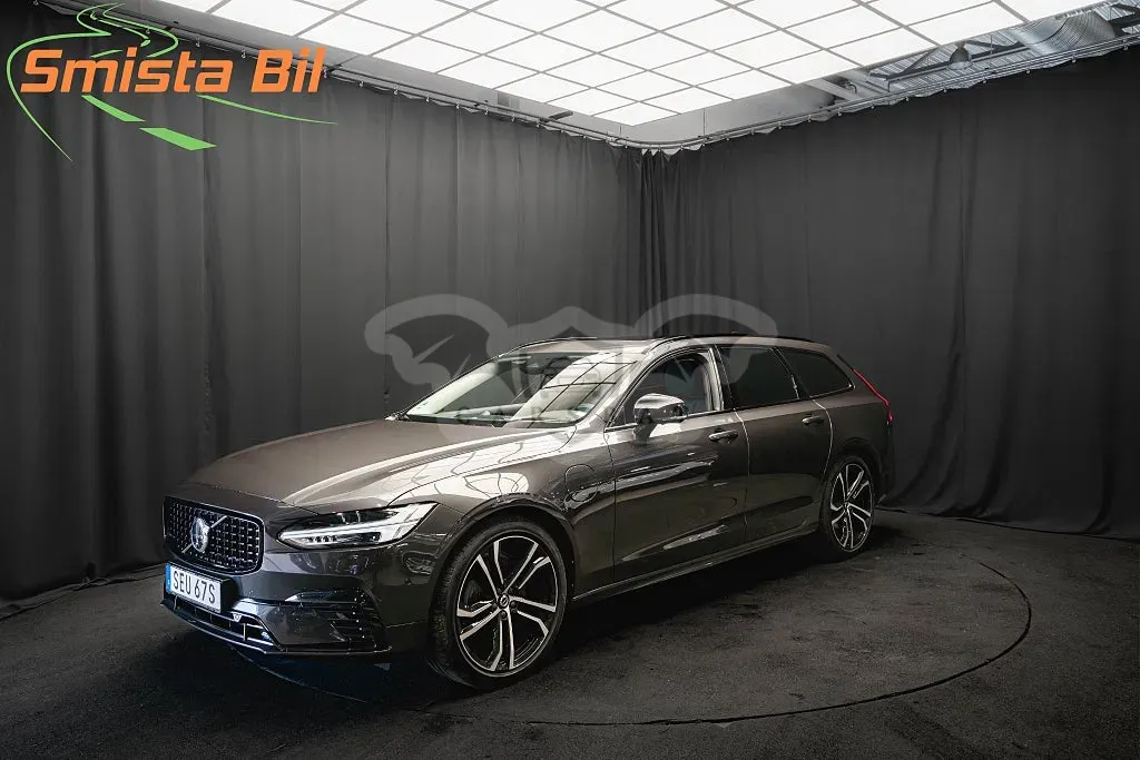Volvo V90 2023