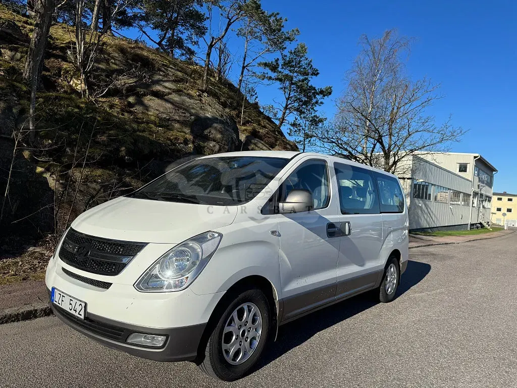 Hyundai H1 2012