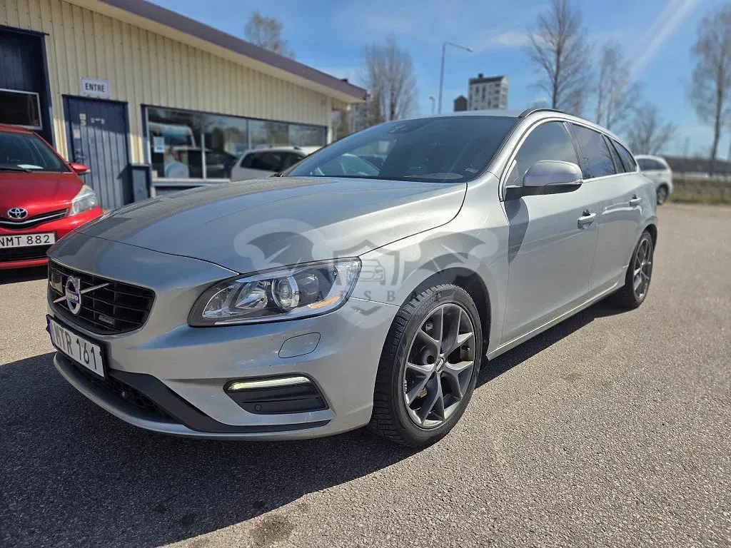 Volvo V60 2015