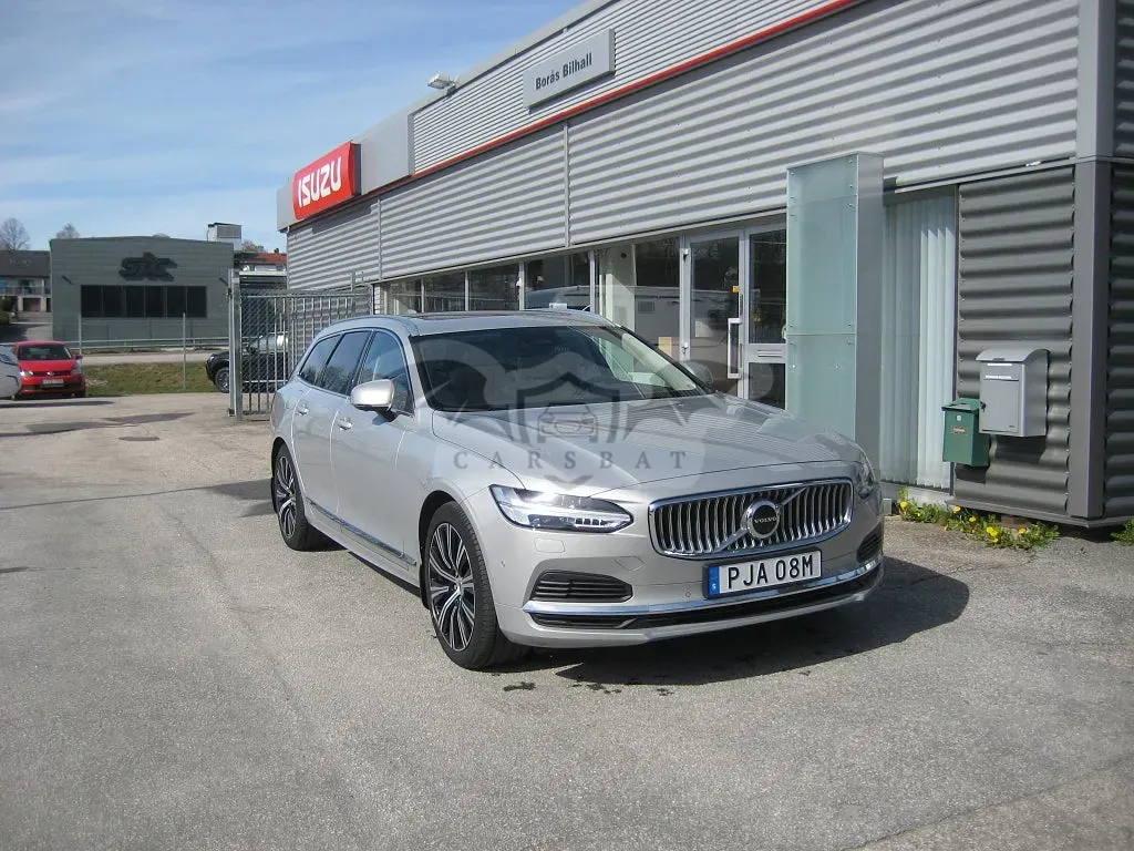 Volvo V90 2023