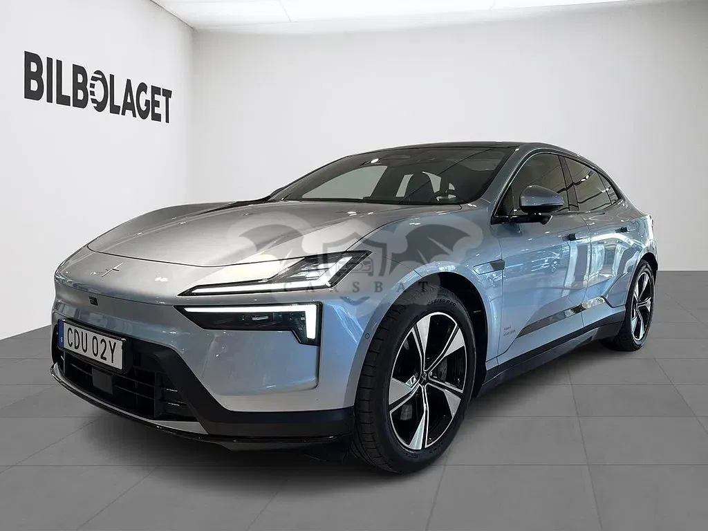 Polestar 4 2025
