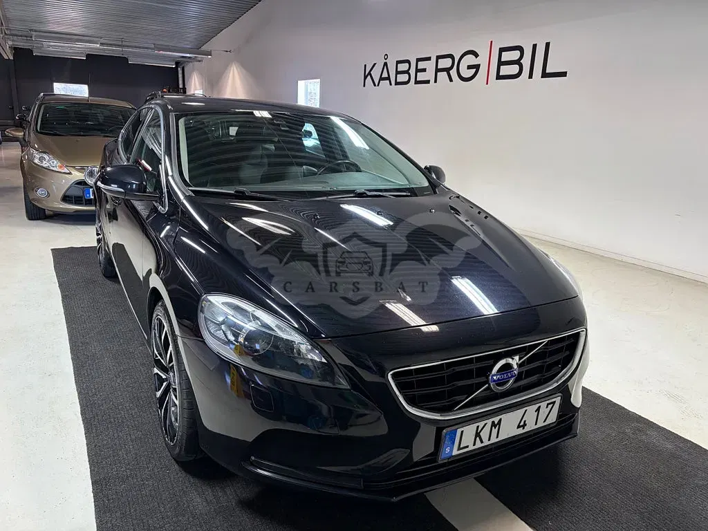 Volvo V40 2014