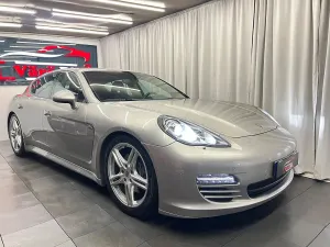 Porsche Panamera 2012
