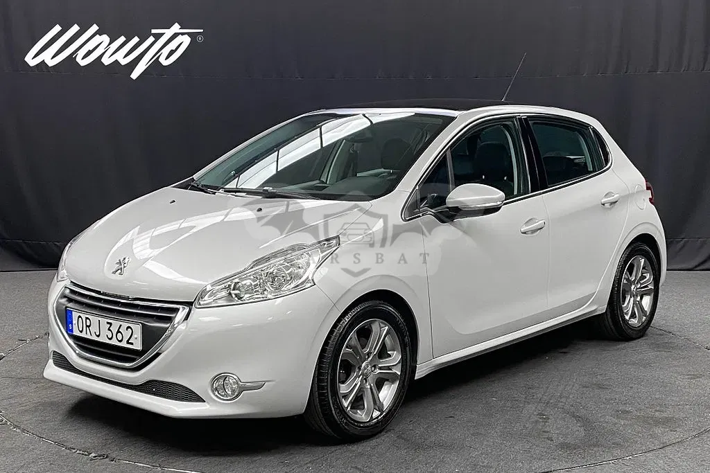 Peugeot 208 2014