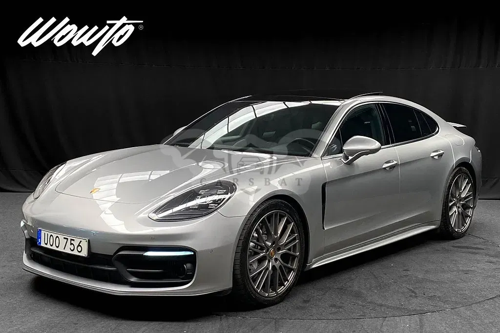 Porsche Panamera 2021