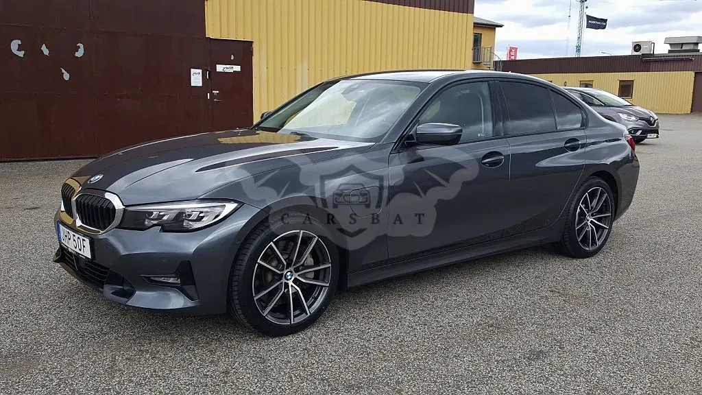 BMW 3 Series 330e 2020