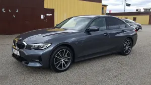 BMW 3 Series 330e 2020