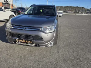 Mitsubishi Outlander 2014