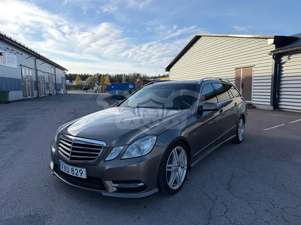 Mercedes-Benz E 2012