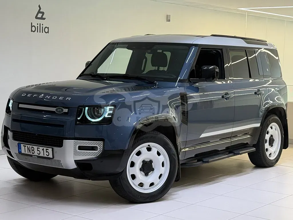 Land Rover Defender 2024