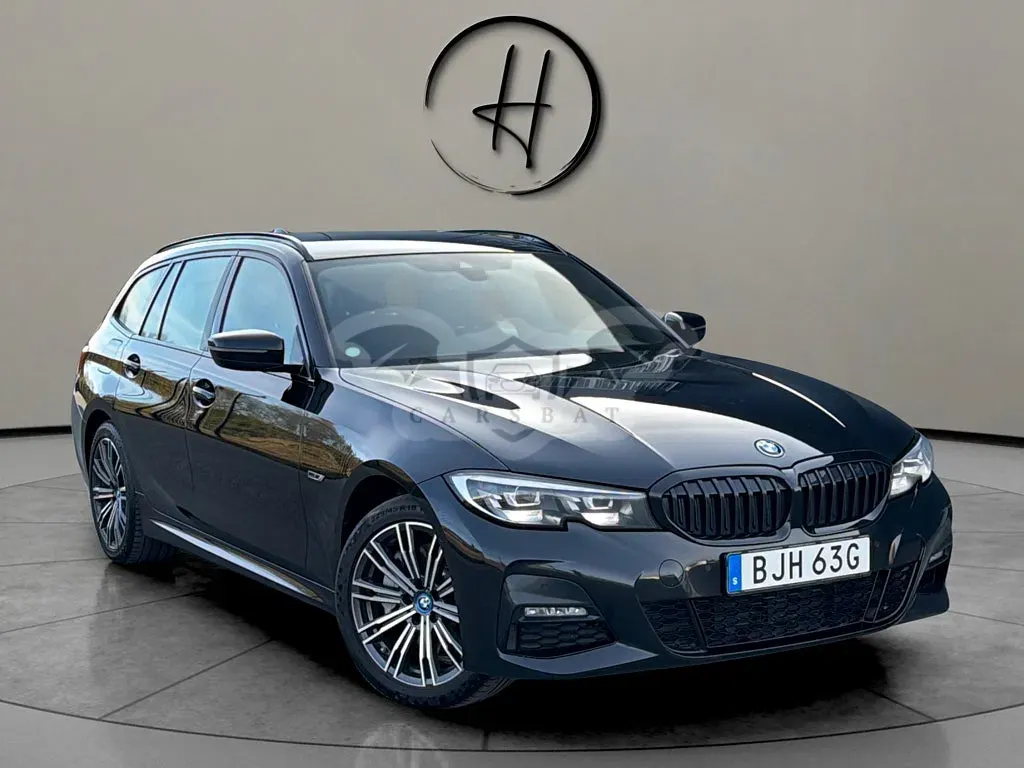 BMW 3 Series 330e 2022