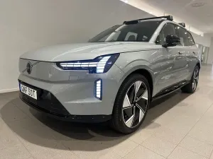 Volvo EX90 2025
