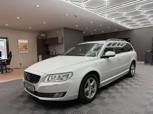 Volvo V70 2015