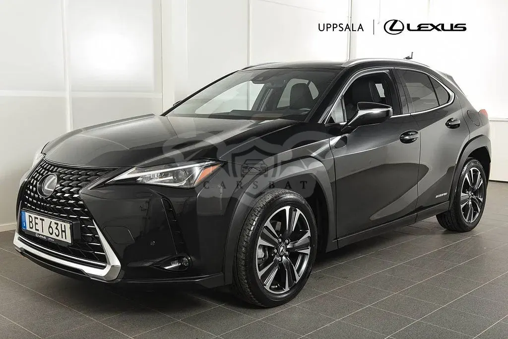 Lexus UX 2021