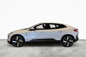 Polestar 4 2025