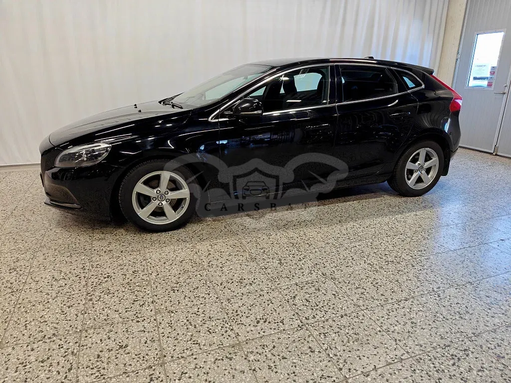 Volvo V40 2014