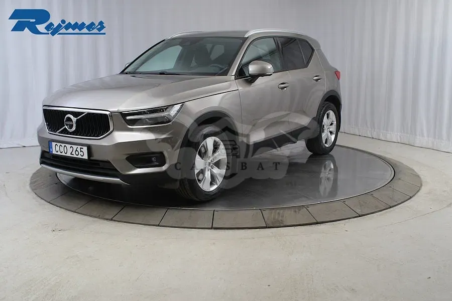 Volvo XC40 2021