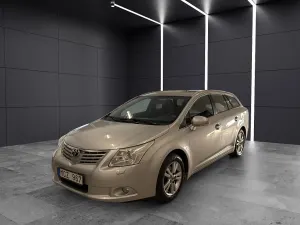 Toyota Avensis 2011