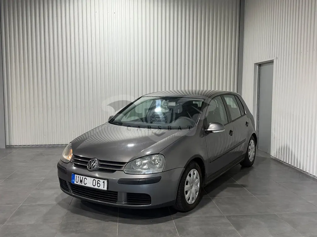 Volkswagen Golf 2004
