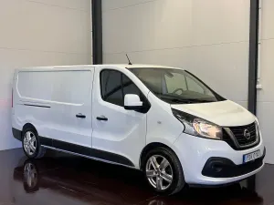 Nissan NV300 2020