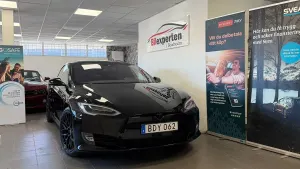 Tesla Model S 2016